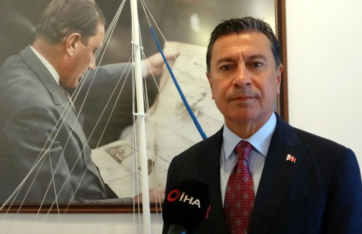 Ahmet Aras'tan parti değiştirme iddialarına kapsamlı yanıt: “Vatandaşın güvenini boşa çıkaramayız”