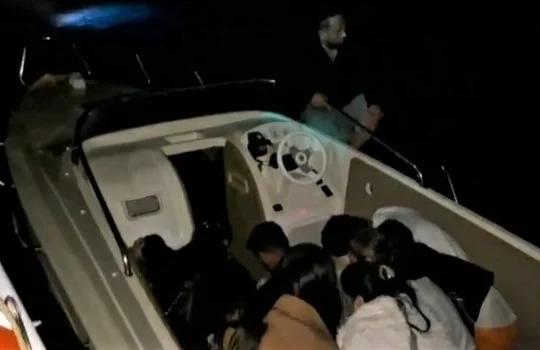 Bodrum açıklarında 5’i çocuk 15 düzensiz göçmen yakalandı