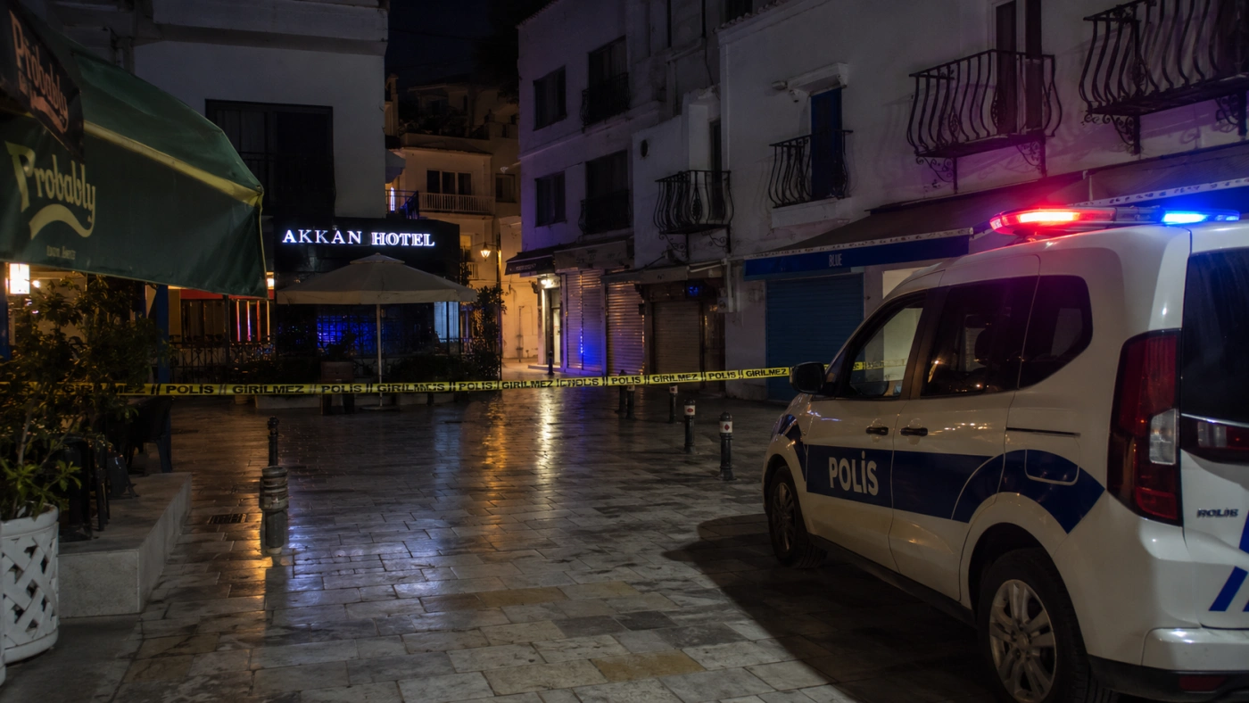 Bodrum Kumbahçe'de Bıçaklı Kavga: 2 Yaralı, 5 Şüpheli Gözaltında