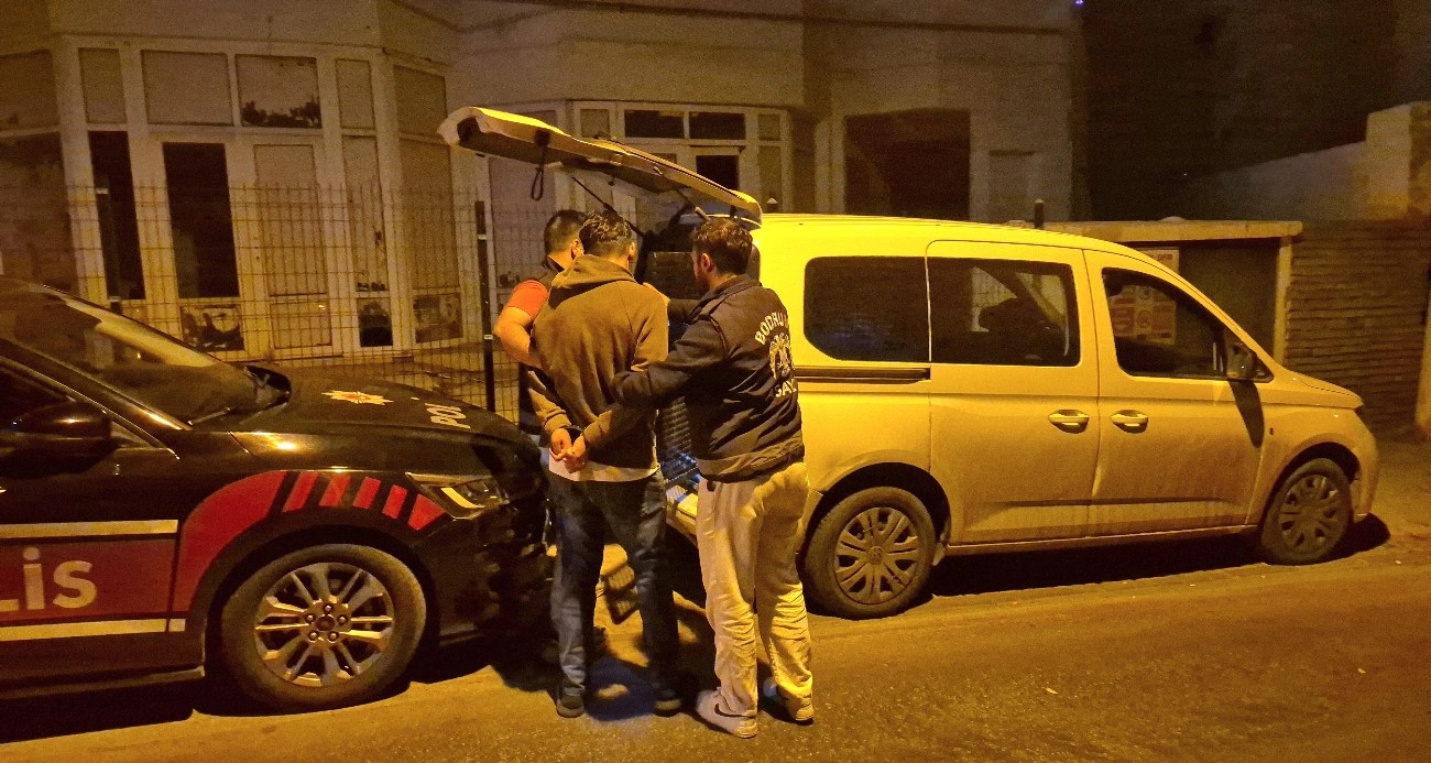 Bodrum’da arkadaşını bıçaklayıp 112’yi aradı