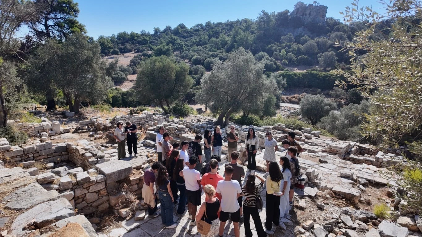 Bodrum’da öğrenciler Pedasa’da tarih ve doğayı keşfetti