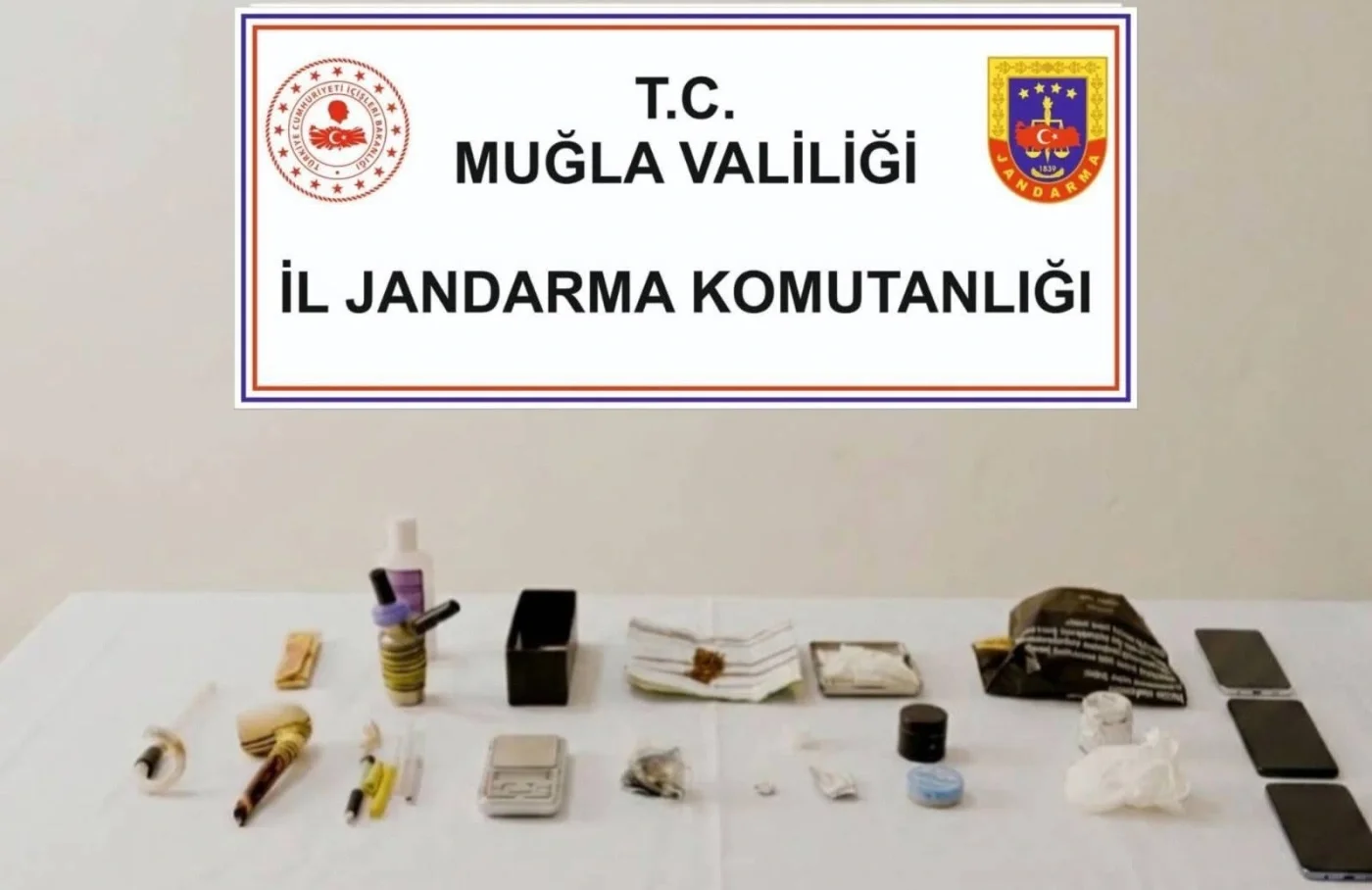 Bodrum’da uyuşturucu operasyonu: Eski avukatın da aralarında olduğu 3 kişi tutuklandı