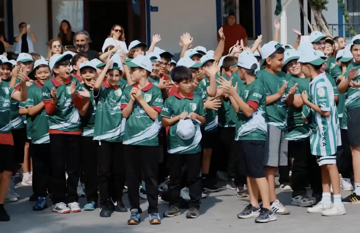 Bodrumspor, Cumhuriyet Ortaokulu öğrencileriyle buluştu