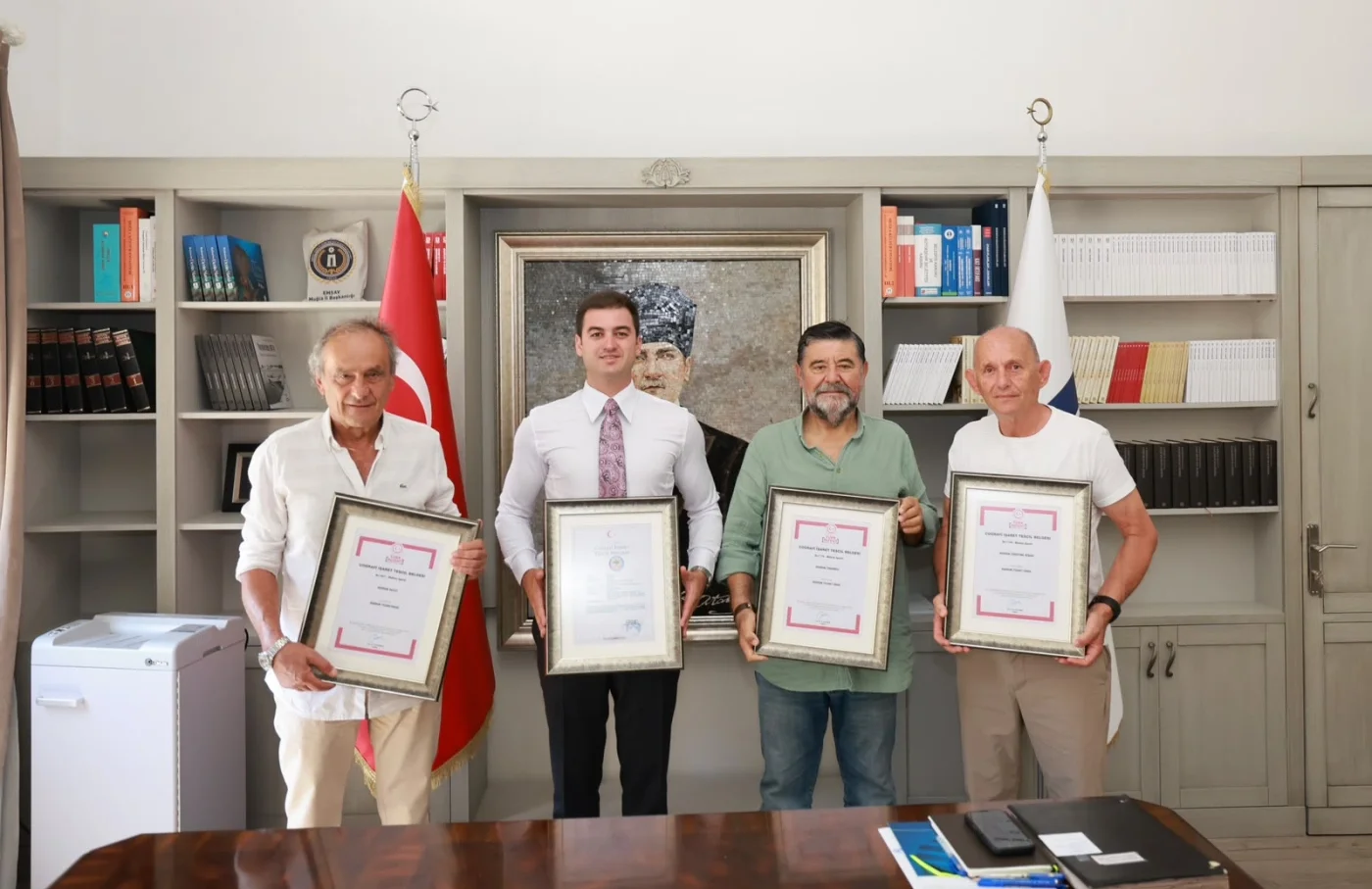 Bodrum’un Dört Coğrafi İşaret Belgesi Mandalinci’ye Sunuldu
