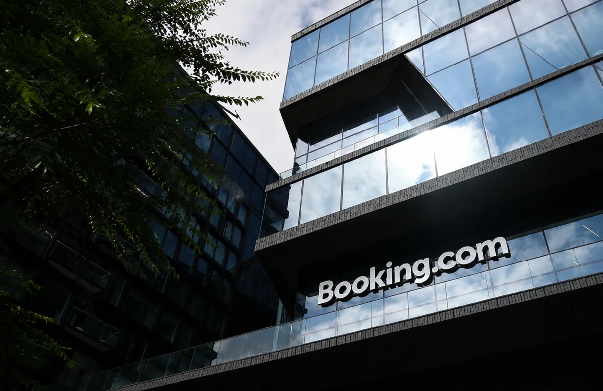 Booking.com Türkiye'ye Dönüyor mu? Meclis'teki Yeni Yasa Taslağının Şartları Belli Oldu