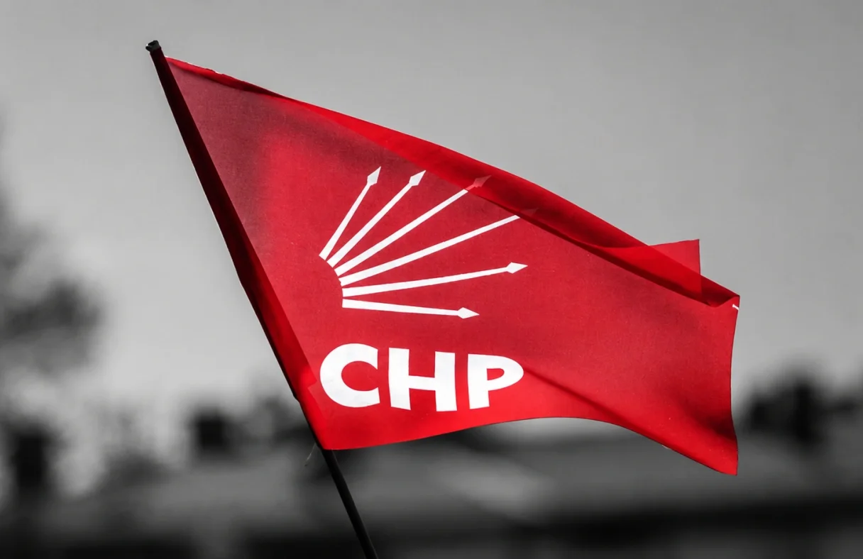 CHP Muğla Gençlik Kolları'nda Toplu İstifa: 11 İlçeden Ayrılık Kararı