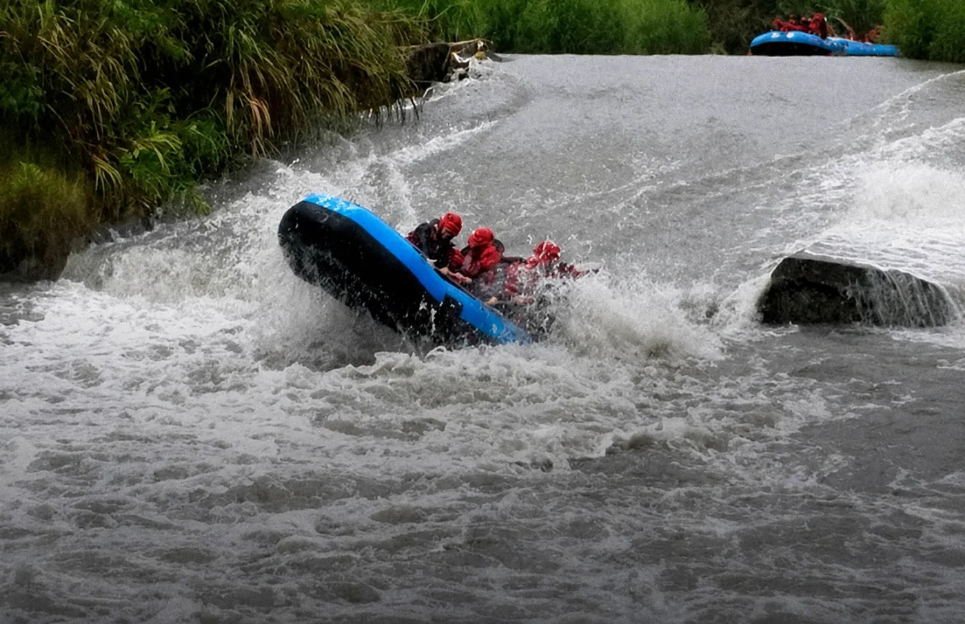 Dalaman’da rafting botu devrildi: 14 yaşındaki çocuk hayatını kaybetti