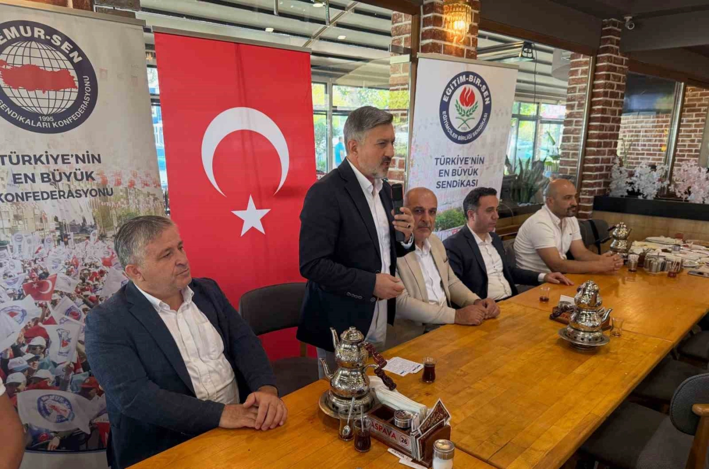 Eğitim-Bir-Sen Dalaman’da üyeleriyle buluştu