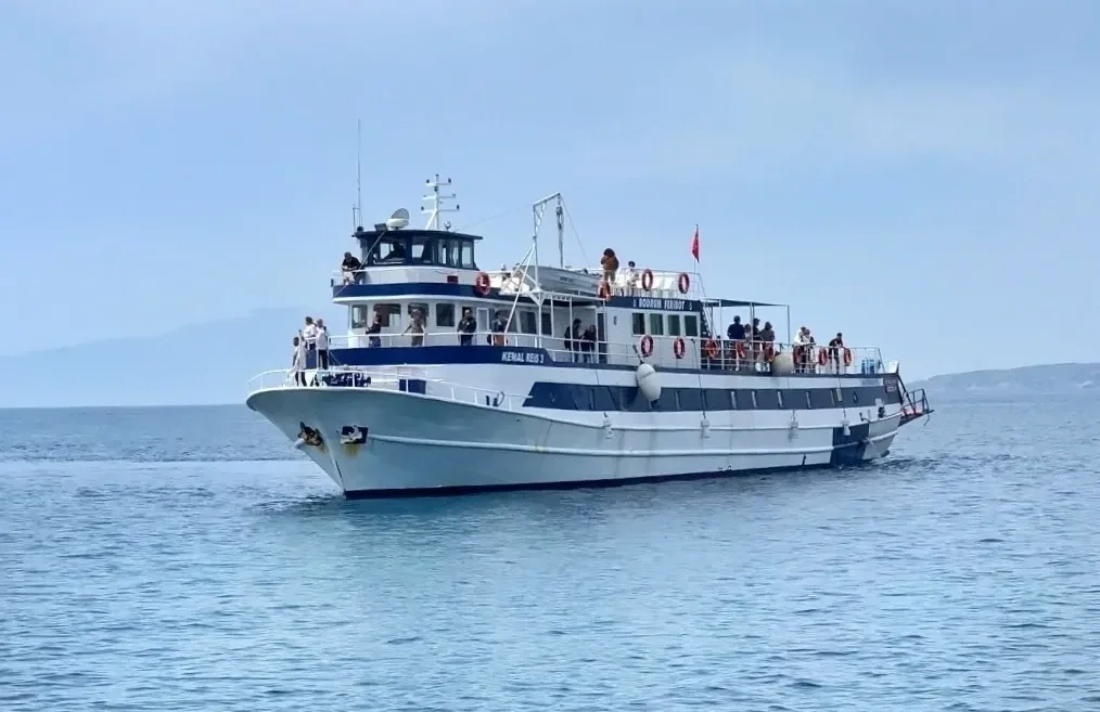 Fırtına uyarısının ardından Bodrum-Datça feribot seferleri iptal edildi