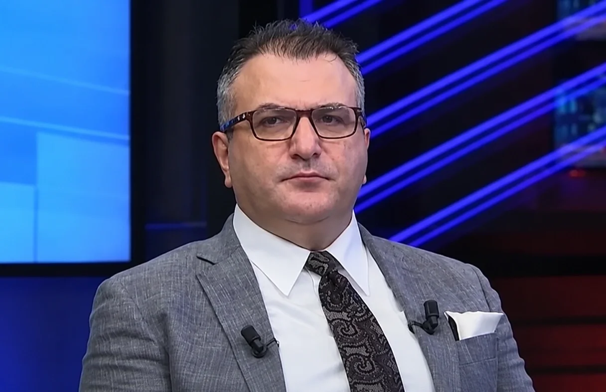 Gazeteci Cem Küçük gözaltına alındı