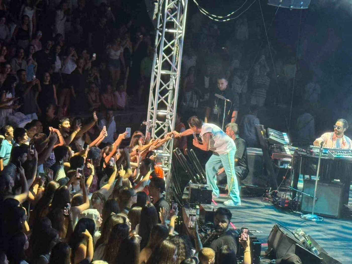 Kenan Doğulu, Marmaris’te sahne aldı