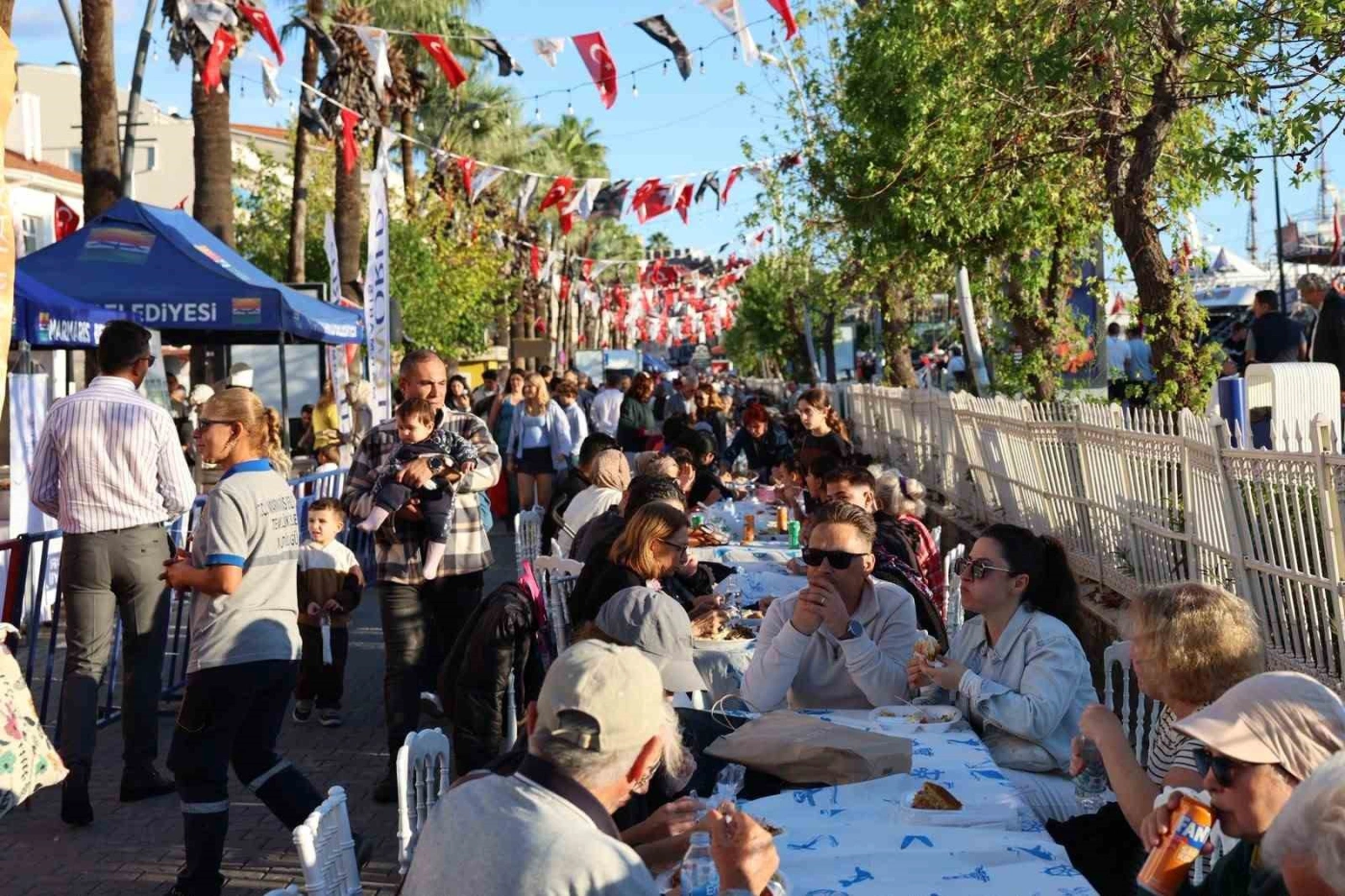Marmaris’te Cumhuriyet coşkusu aynı sofrada paylaşıldı