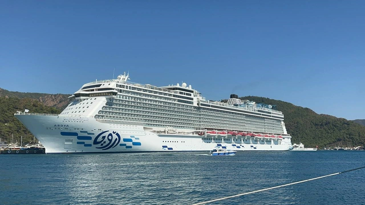 Marmaris’te kruvaziyer sezonu 270 bin yolcu hedefiyle uzadı