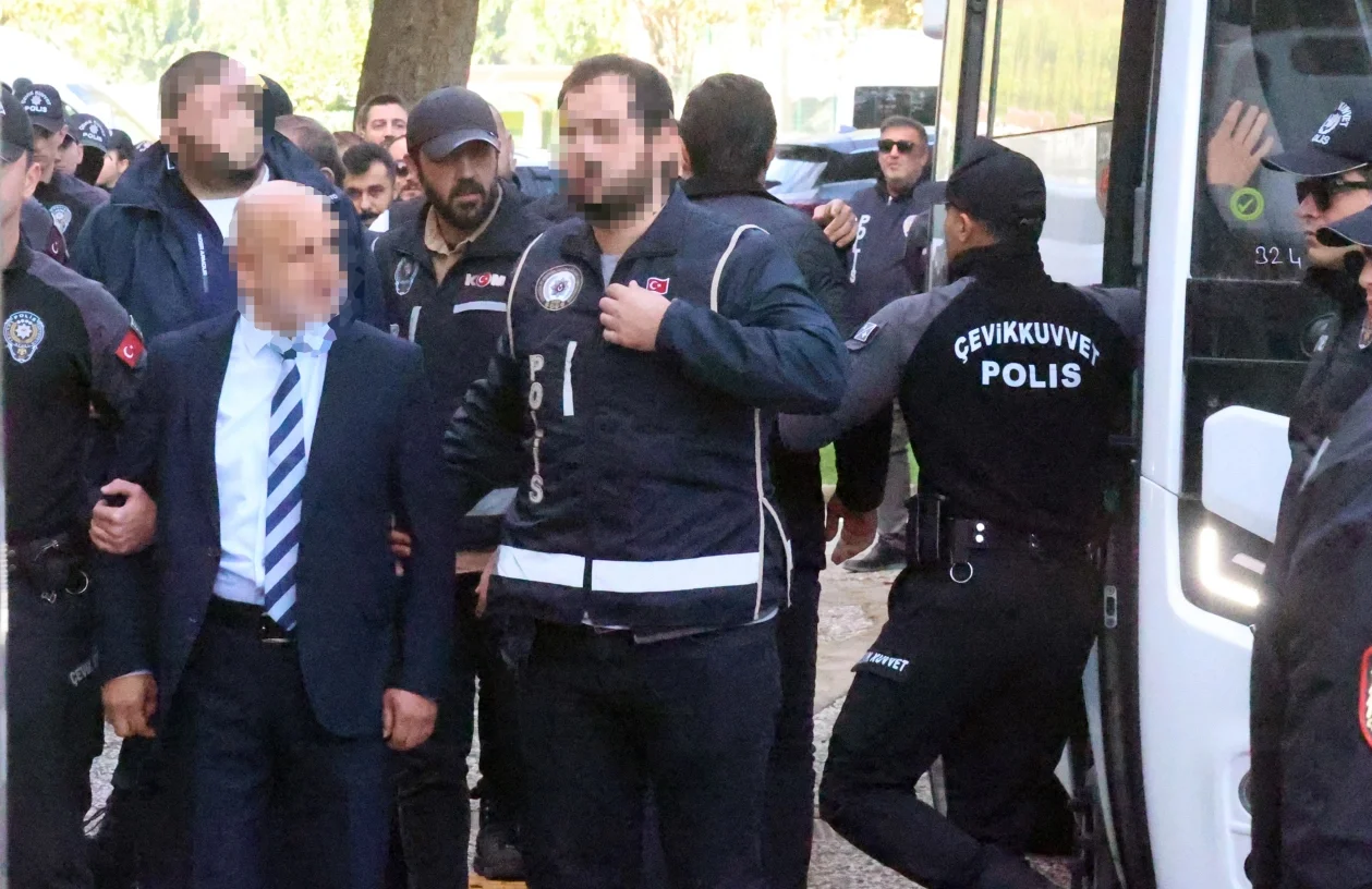 Milas Belediye Başkanı Fevzi Topuz adliyeye sevk edildi