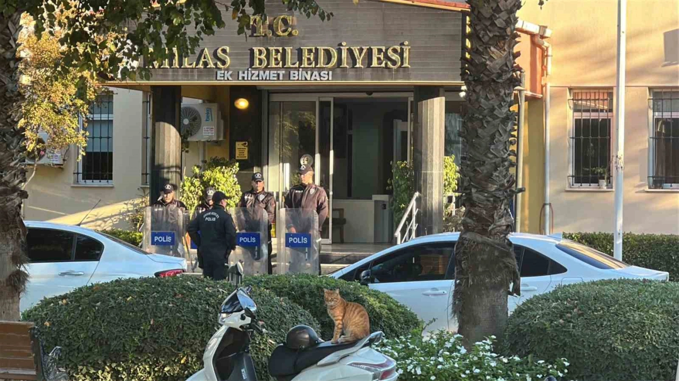Milas Belediyesi soruşturmasında 29 gözaltı: Başkan Topuz ve oğlu da şüpheliler arasında