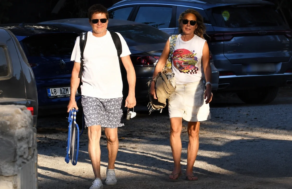 Mirkelam ve Aysen Sabancı Bodrum'da Tatil Yaparken Görüntülendi