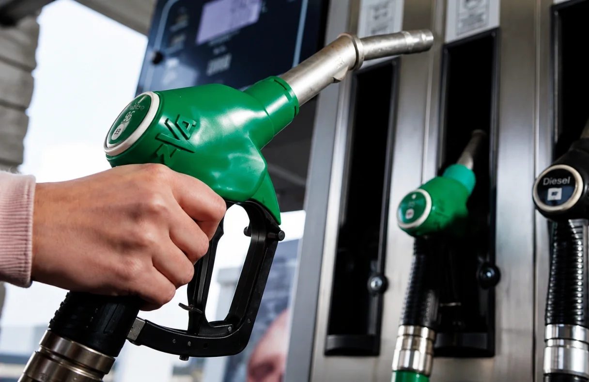 Motorinde 1,34 TL İndirim: Petrol Fiyatlarındaki Düşüş Pompa Fiyatlarına Sınırlı Yansıdı