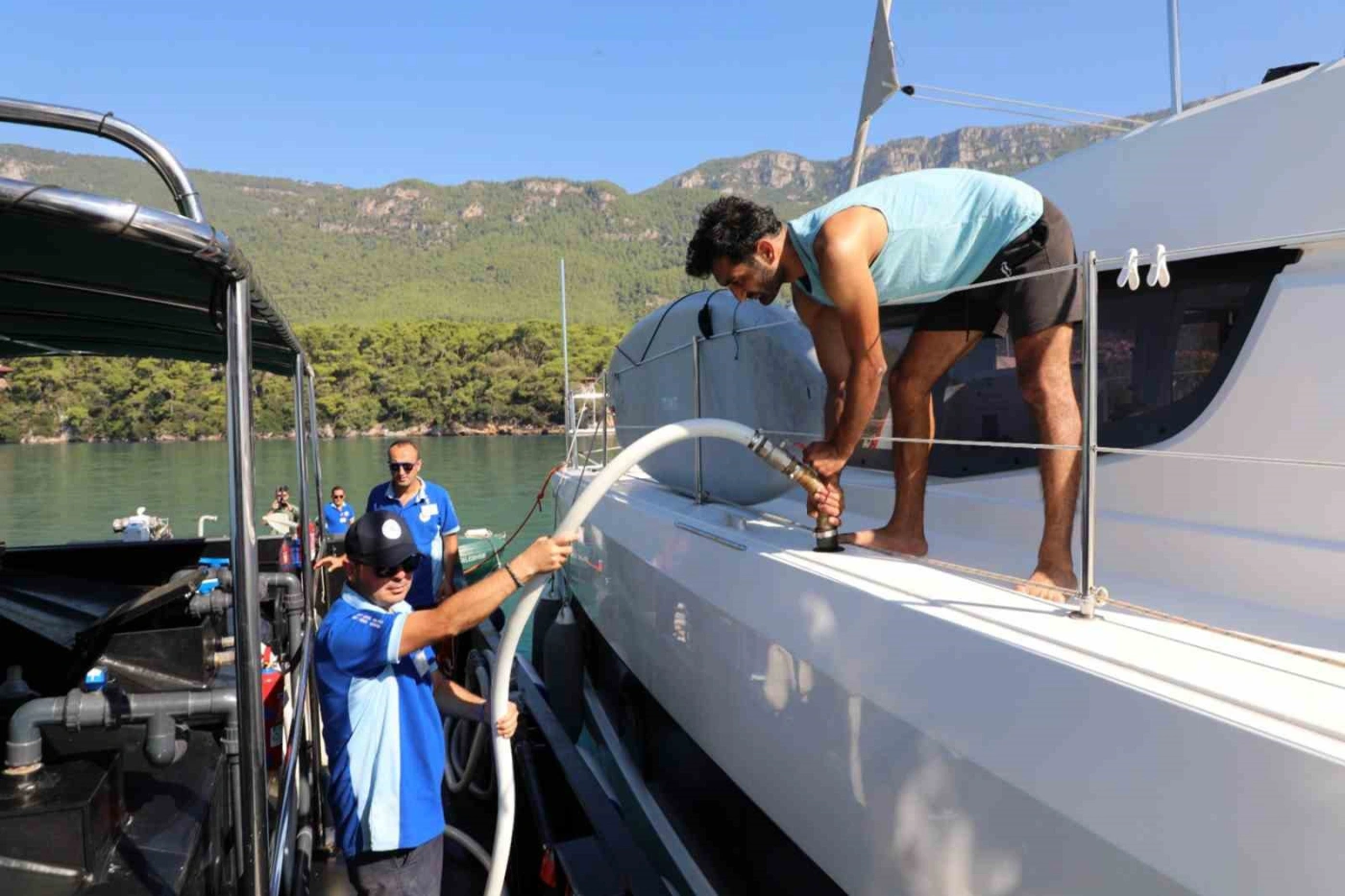 Muğla Büyükşehir deniz atık filosuna 5 yeni tekne ekliyor