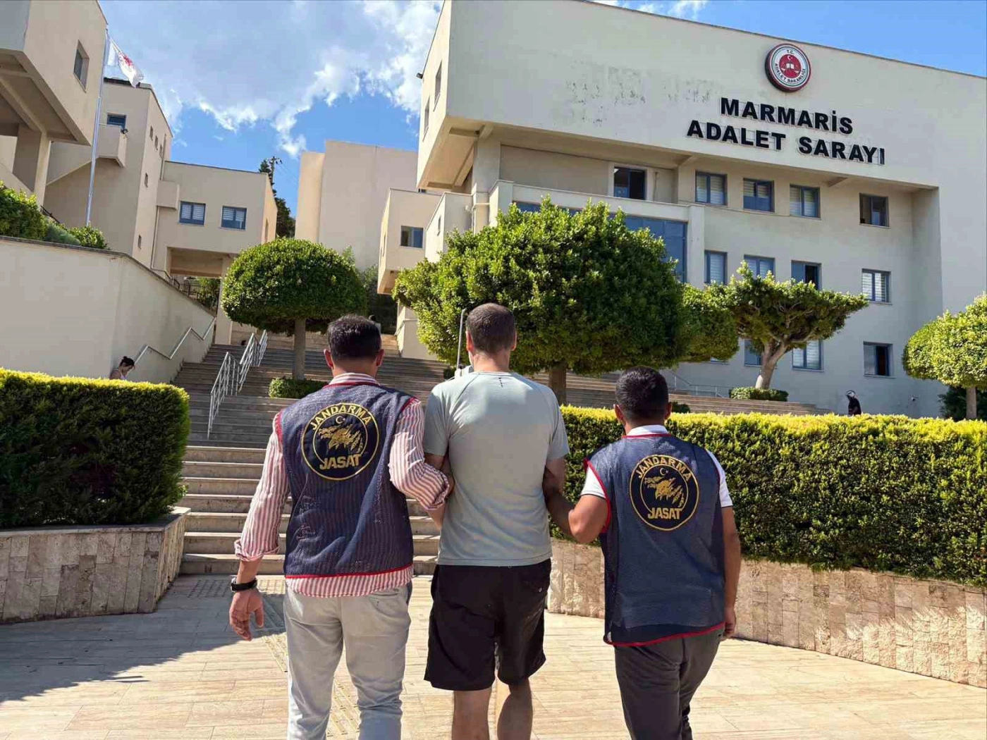Muğla’da jandarma denetimleri: 97 kişi yakalandı, 27 tutuklama