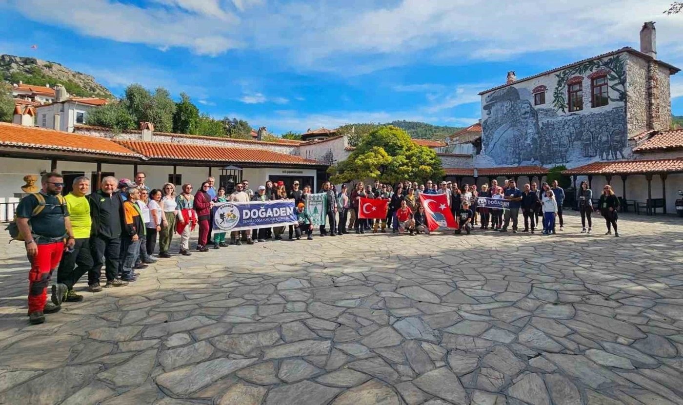 Muğlalı dağcılar tarihi ve doğal güzellikleri doğa yürüyüşüyle tanıttı
