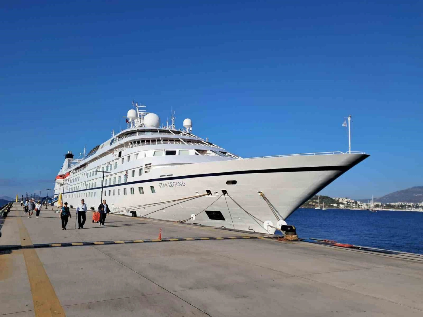Star Legend, 300 yolcusuyla Bodrum’a geldi