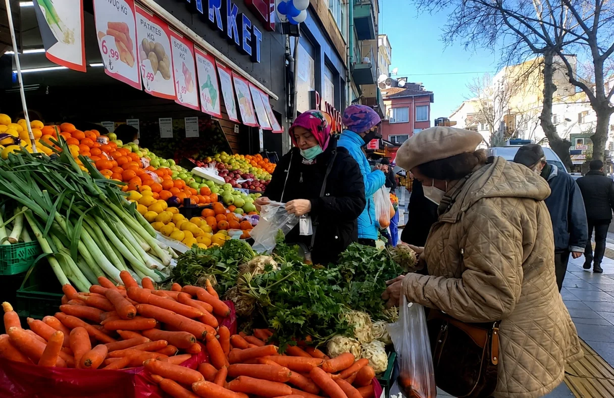 TÜİK Temmuz enflasyonunu yüzde 31,75 açıkladı, ENAG yüzde 50,49 hesapladı