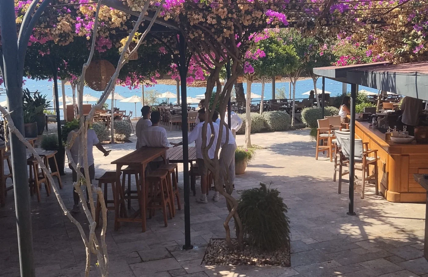 Xuma Beach’te işçiler iş bıraktı: “Haklarımızı alana kadar sürecek”