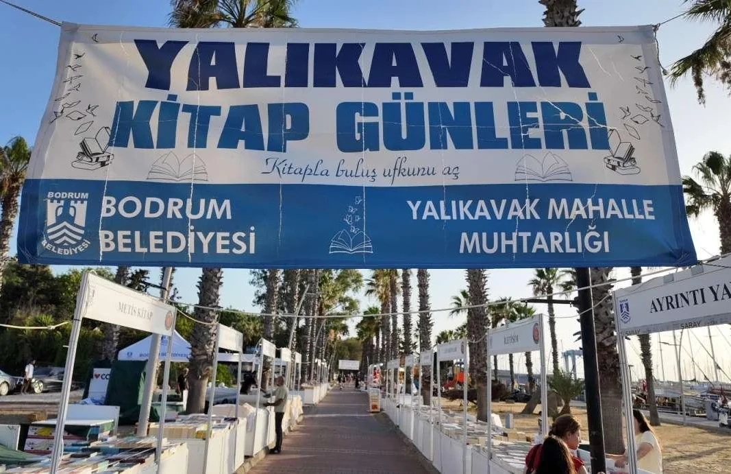 Yalıkavak Sahilinde Kitap Günleri Başladı