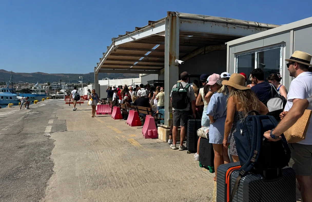 Yunanistan'da grev krizi: Kos başta olmak üzere adalara gitmeyi planlayanlar dikkat